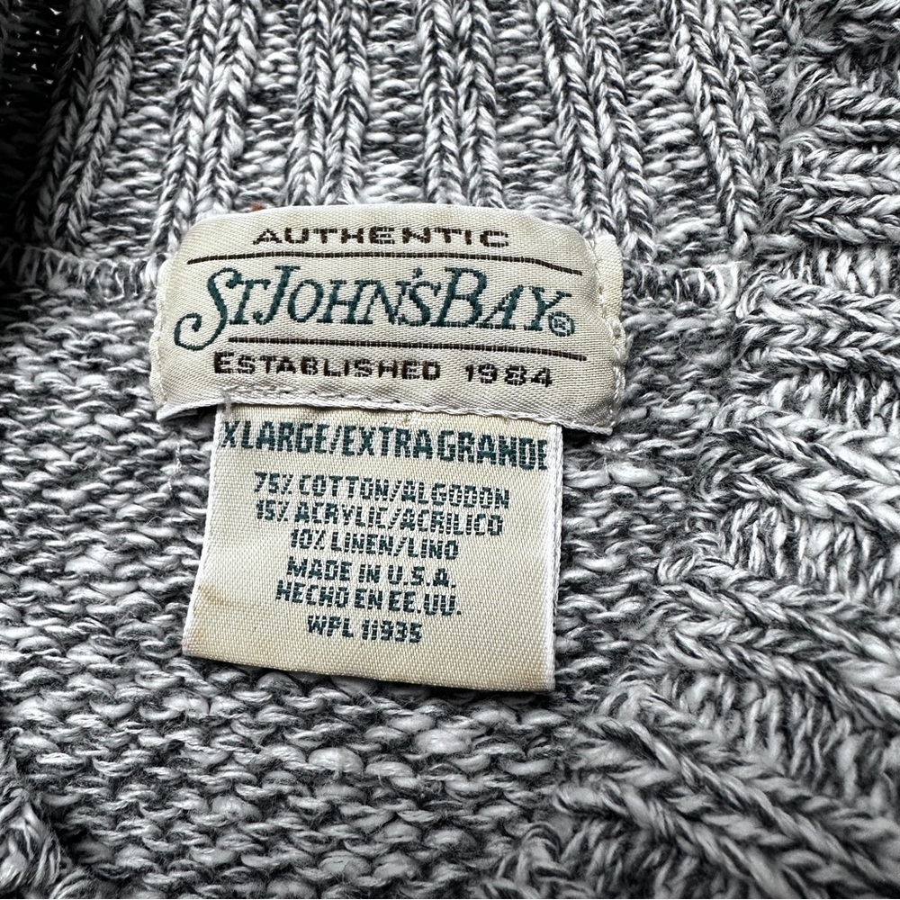 St. John's Bay Gray Cotton Blend Cable Knit Sleeveless Sweater Vest XL. EUC! - Picture 2 of 7